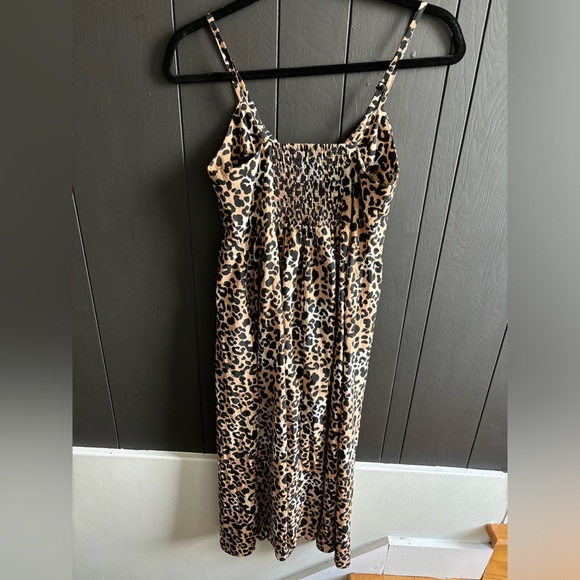 Cheetah Print Midi Dress - BUNDLE AND MAKE AN OFFER - Picture 2 of 3